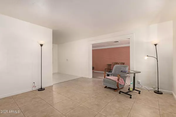 3635 W LEWIS Avenue, Phoenix, AZ 85009