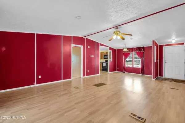 860 Ricefield Branch ST NE, Leland, NC 28451