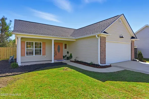 205 Gardenview CT NE, Leland, NC 28451