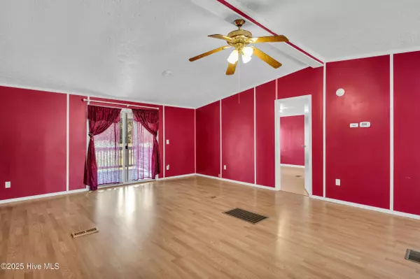 860 Ricefield Branch ST NE, Leland, NC 28451