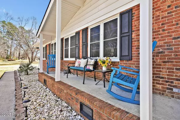 361 Country Club RD, Whiteville, NC 28472