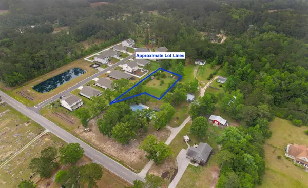 3238 Daisey Rd., Loris, SC 29569