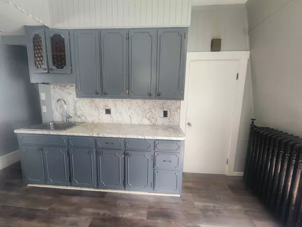 45 Breed St #2, Lynn, MA 01902