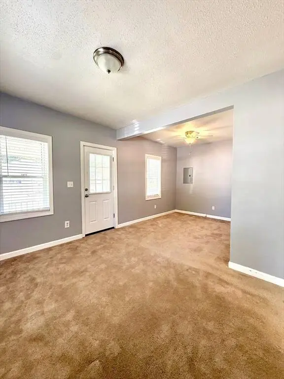49-53 Fredonian #1, Shirley, MA 01464