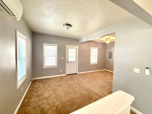 49-53 Fredonian #1, Shirley, MA 01464