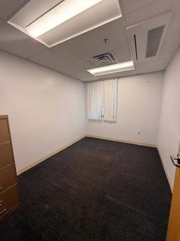 1 R Newbury #405, Peabody, MA 01960
