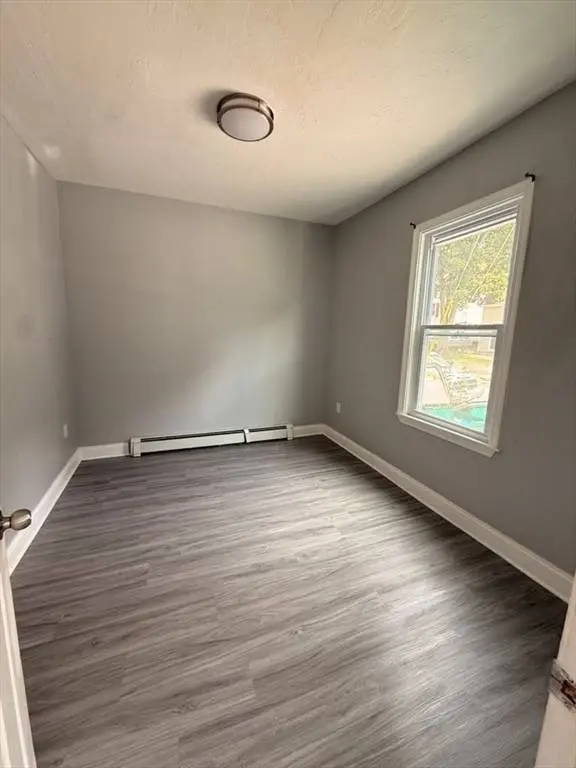 154 Marshalls St #1, Fitchburg, MA 01420