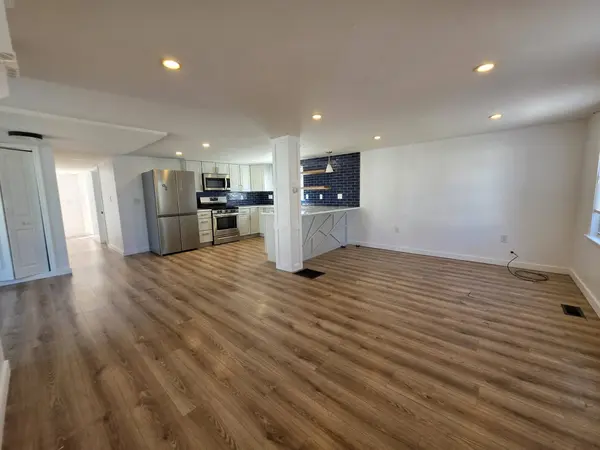 122 Bowler St, Lynn, MA 01904