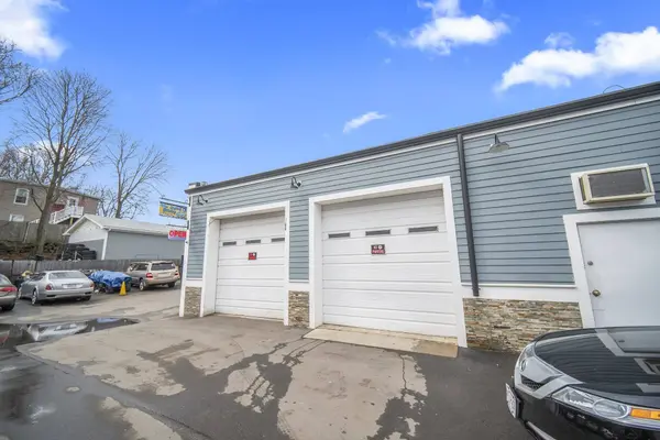 777 Confidential St, Salem, MA 01970