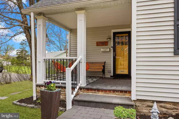 1566 ROCKWELL RD, Abington, PA 19001