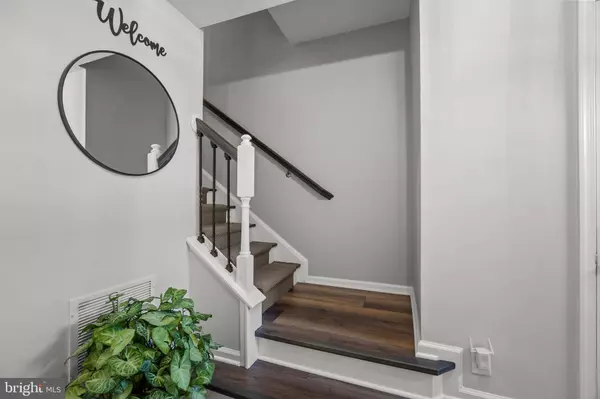 330 PIN OAK LN, Perkasie, PA 18944