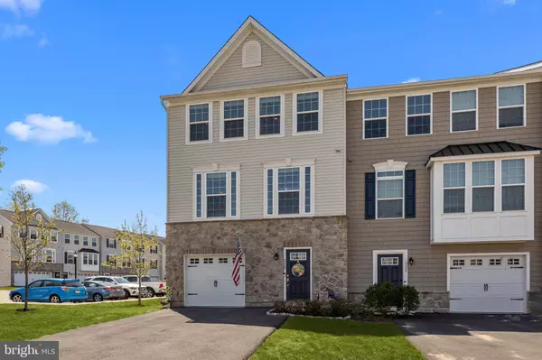 330 PIN OAK LN, Perkasie, PA 18944