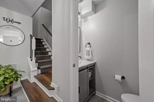 330 PIN OAK LN, Perkasie, PA 18944