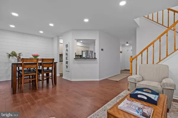 698 TOMLINSON LN, Yardley, PA 19067