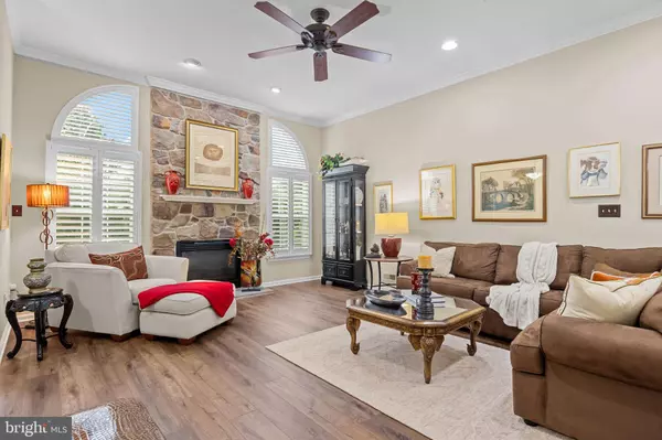 93 SHADY BROOK DR #16, Langhorne, PA 19047