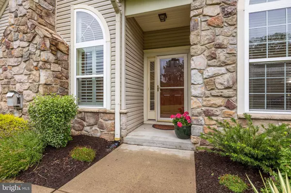 93 SHADY BROOK DR #16, Langhorne, PA 19047