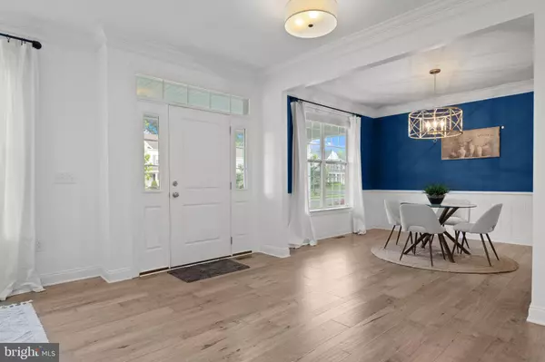 21 GREENWAY DR, Doylestown, PA 18901