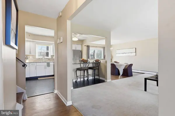 5 PATRICK LN, Yardley, PA 19067