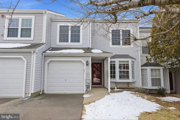 33 E PARK RD, Newtown, PA 18940