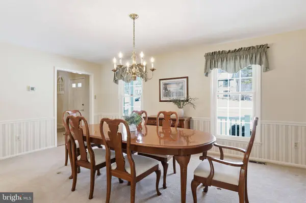 348 BURGUNDY LN, Newtown, PA 18940