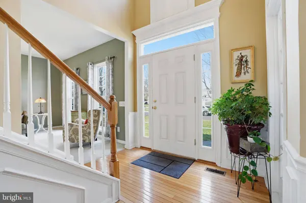 6 SUSANNA WAY, Newtown, PA 18940