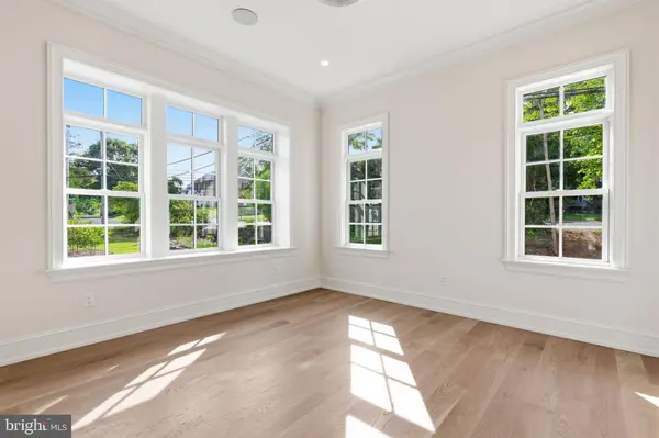 39 EAST ST, Doylestown, PA 18901