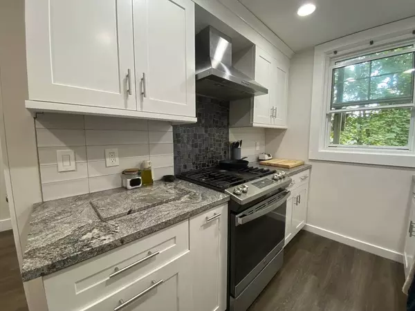 6 Wells Ave #C, Amesbury, MA 01913