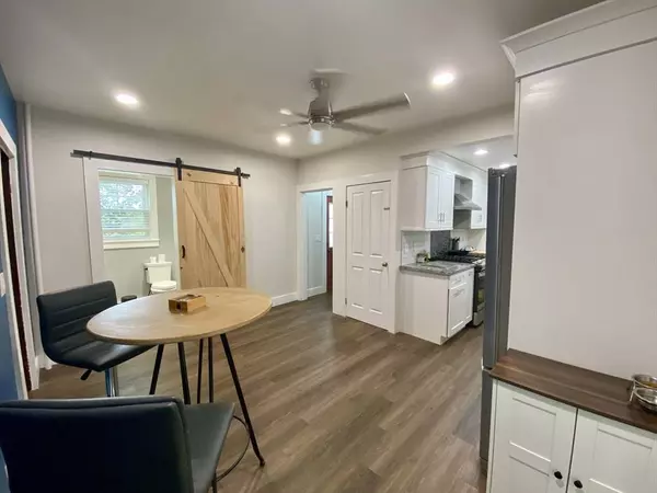 6 Wells Ave #C, Amesbury, MA 01913