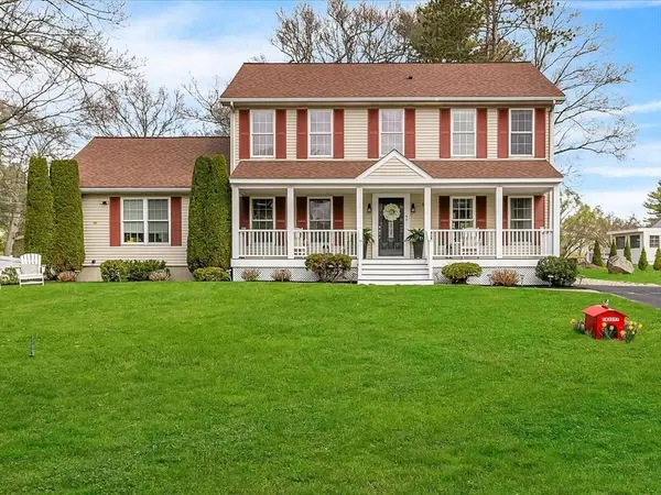 2 Phaneuf St, Middleton, MA 01949
