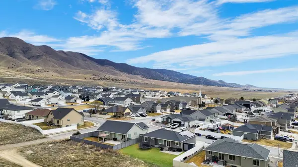 2681 E CLARKSTONE DR, Eagle Mountain, UT 84005