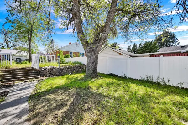509 E 41ST ST, South Ogden, UT 84403
