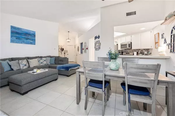 920 Countryside ST, Hemet, CA 92545