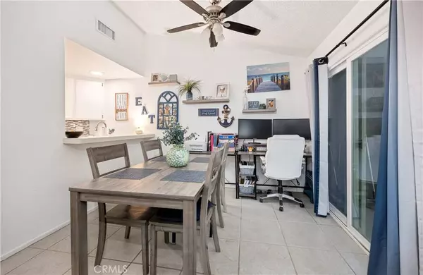 920 Countryside ST, Hemet, CA 92545