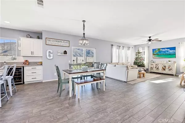 1665 Vibrant Gln, San Jacinto, CA 92582