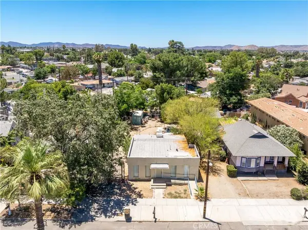 156 S Ramona, San Jacinto, CA 92583