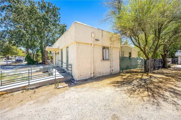156 S Ramona, San Jacinto, CA 92583