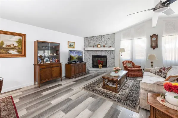 1298 Bishop, Hemet, CA 92545
