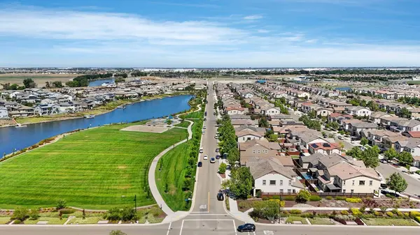 1952 Garden Farms AVE, Lathrop, CA 95330