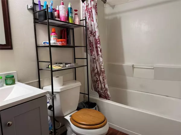 289 North ST, Middletown, NY 10940