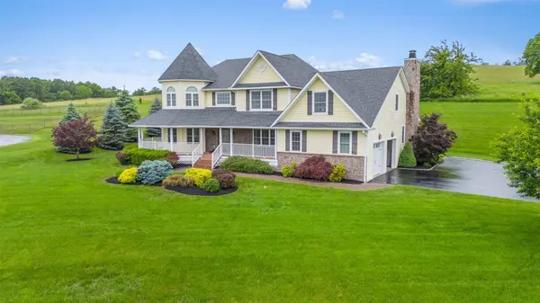 14 Eagles Watch, Warwick, NY 10990