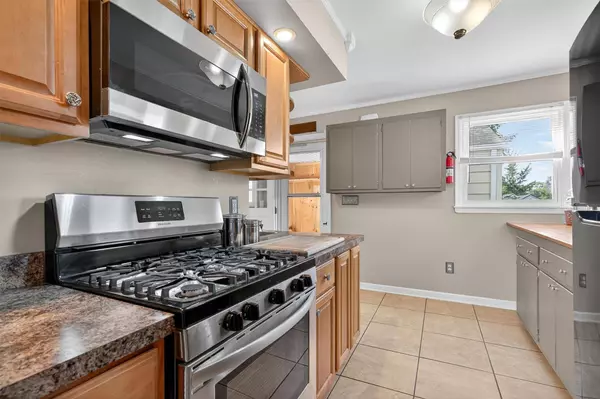 9 Grandview AVE, Middletown, NY 10940