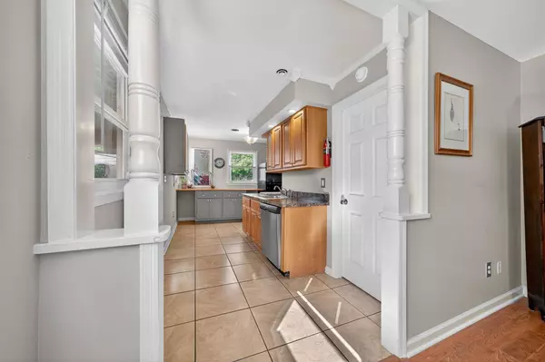 9 Grandview AVE, Middletown, NY 10940