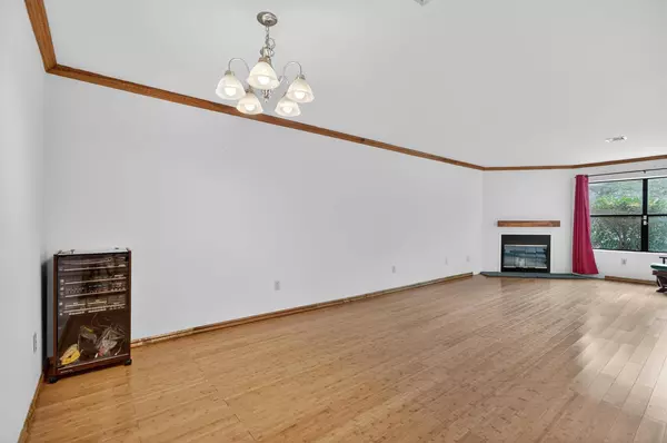 110 Deer Ct DR, Middletown, NY 10940