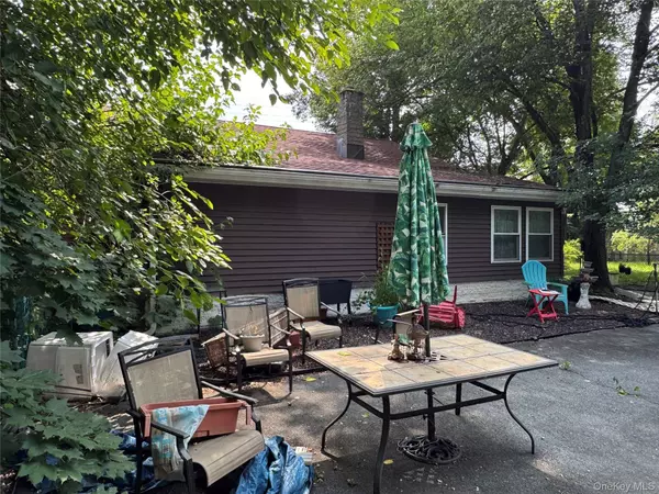 163 Rock Cut RD, Newburgh, NY 12550