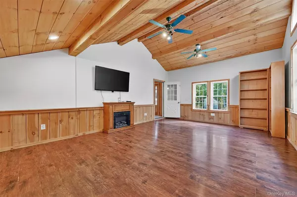 1968 Greenville TPKE, Port Jervis, NY 12771