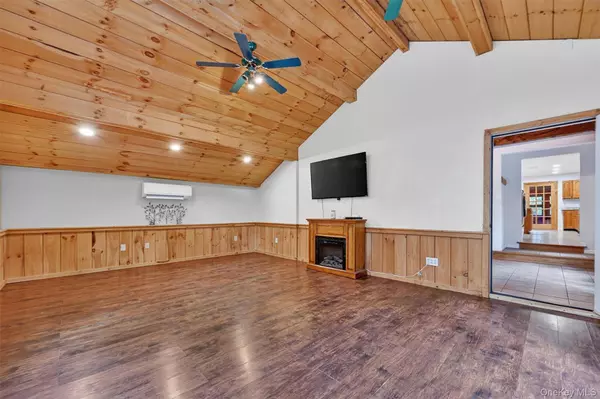 1968 Greenville TPKE, Port Jervis, NY 12771