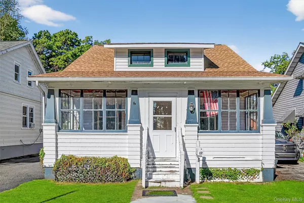 17 Nott PL, Newburgh, NY 12550