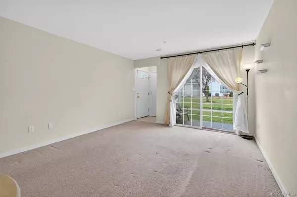 261 Ruth CT, Middletown, NY 10940