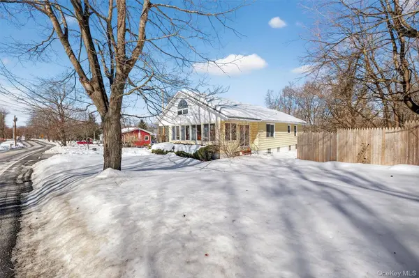 396 Crescent AVE, Highland, NY 12528