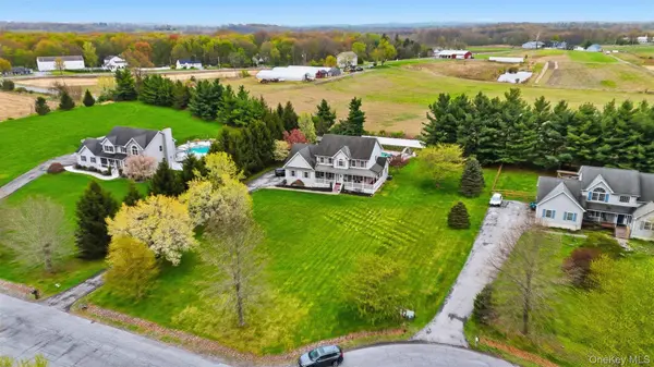 15 Ferrante DR, Montgomery, NY 12549